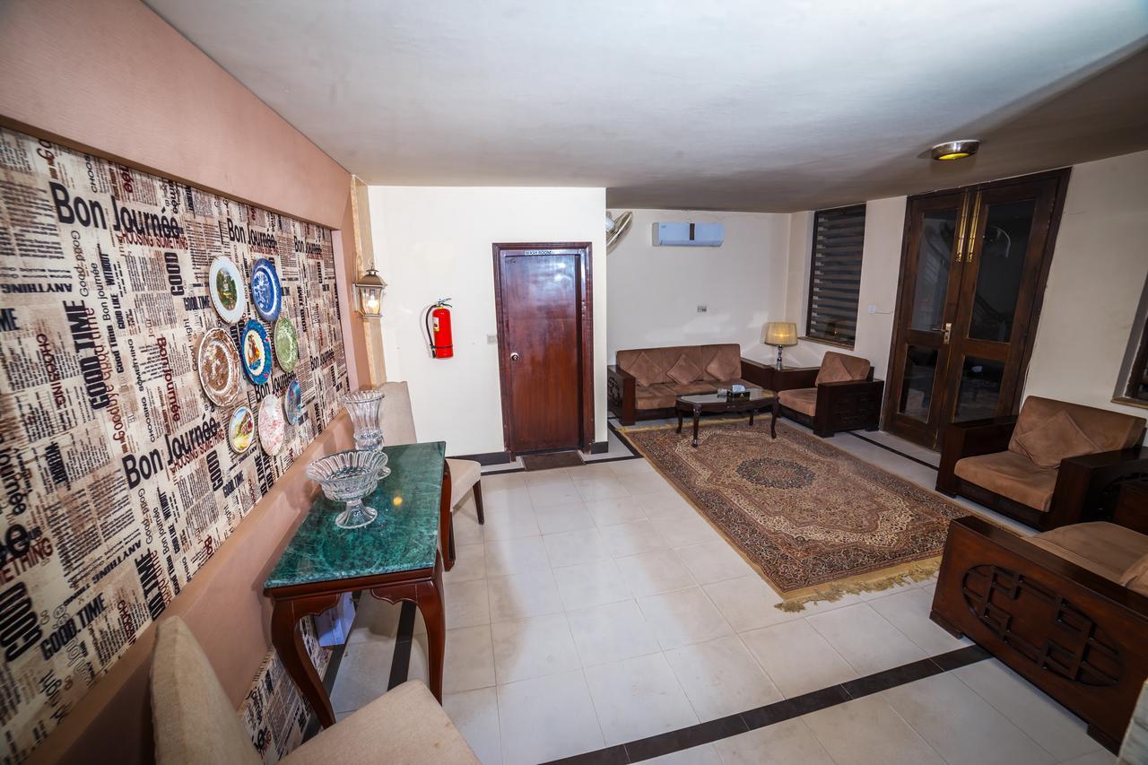 Shelton Accommodator Pesavar Kültér fotó
