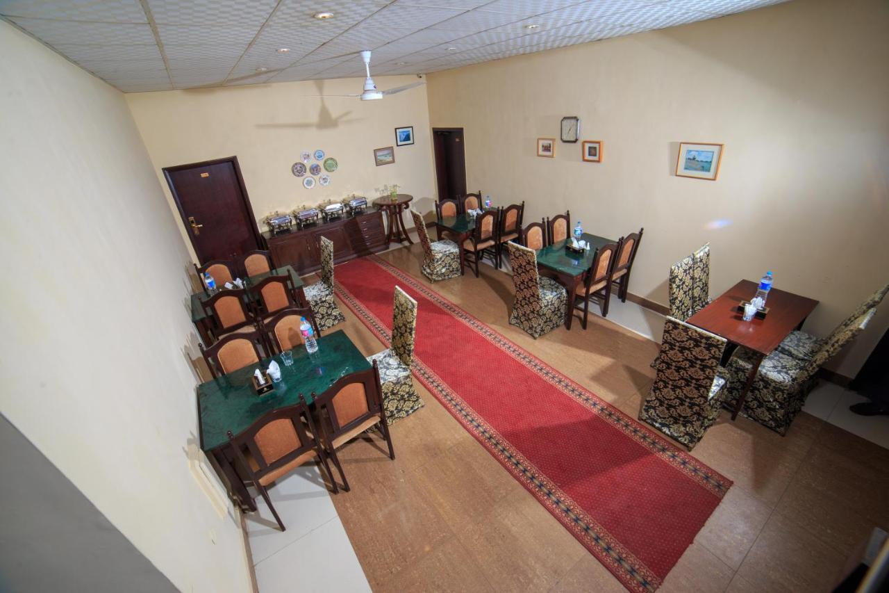 Shelton Accommodator Pesavar Kültér fotó